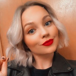 Meet your Posher, Tessa